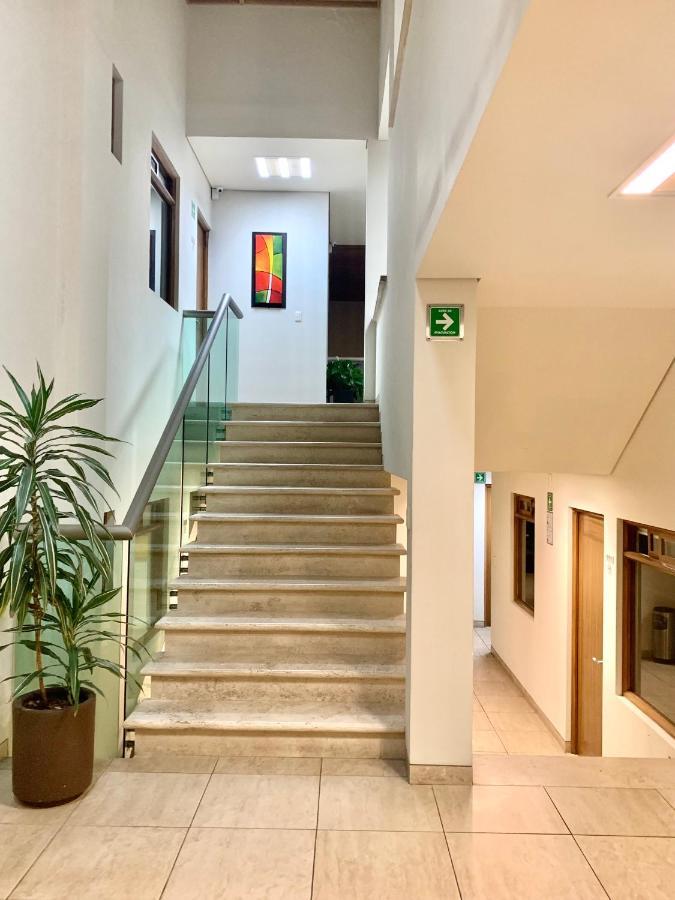Rymma Hotel Морелия Экстерьер фото